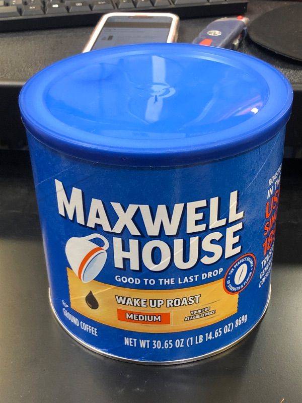 Photo 1 of Maxwell House Wake Up Roast Medium Roast Ground Coffee (30.65 oz Canister) Wake Up Roast 1.91 Pound (Pack of 1)