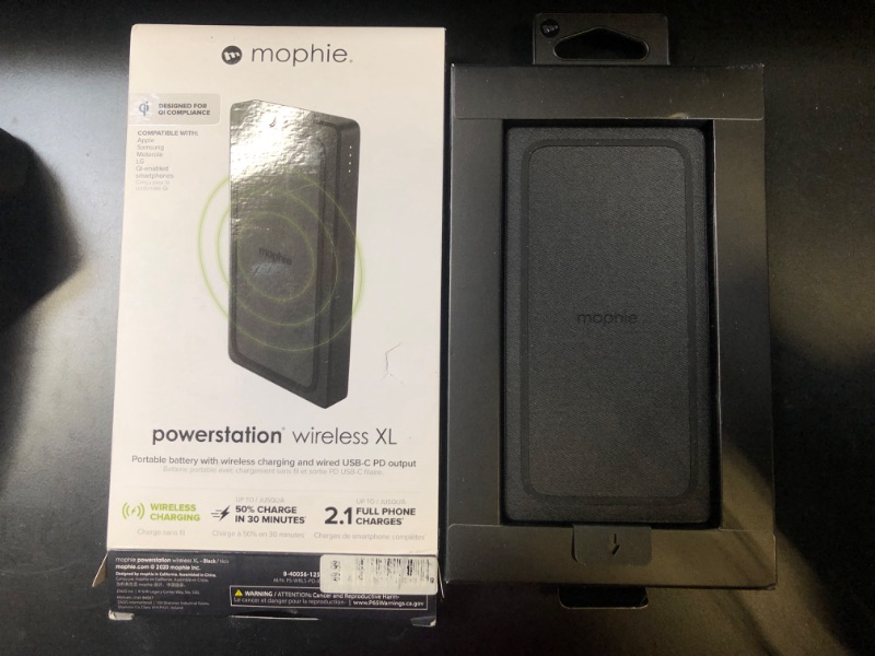 Photo 2 of mophie powerstation Wireless Power Delivery (PD) XL 10K Black – Large Internal Battery with Dynamic Charging Capabilities.