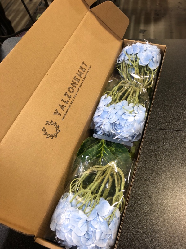 Photo 1 of 21 INCH HYDRANGEAS ARTIFICAL FLOWERS 