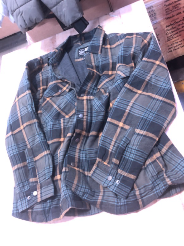 Photo 1 of CANYON GUIDE OUTFITTERS LONG SLEEVE FLANNEL SHIRT SIZE XL