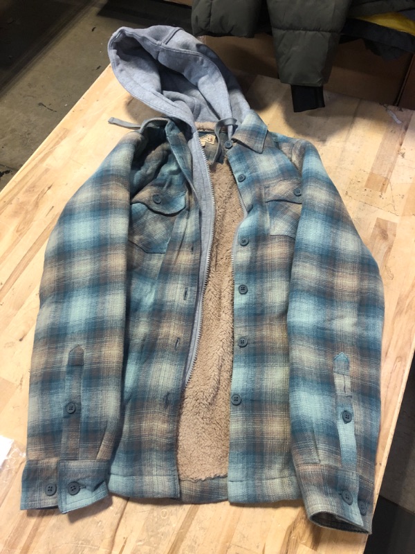 Photo 1 of CANYON GUIDE OUTFITTERS HOODED FLANNEL LONG SLEEVE SHIRT WITH ZIPPER SIZE S