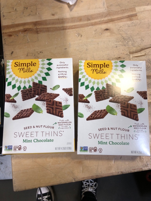 Photo 2 of 2 PCK Simple Mills Sweet Thins Cookies, Seed and Nut Flour, Mint Chocolate - Gluten Free, Paleo Friendly, Healthy Snacks, 4.25 Ounce (Pack of 1) Mint Chocolate 4.25 Ounce (Pack of 1) EXP 05/20/2024