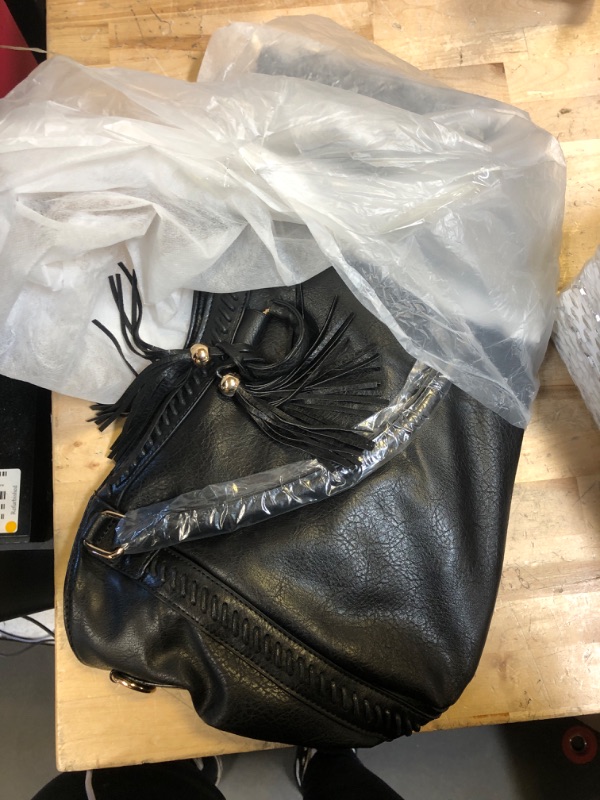 Photo 2 of Wohegyy purses crossbody bags for women handbags leather hobo bags shoulder bag. Black
