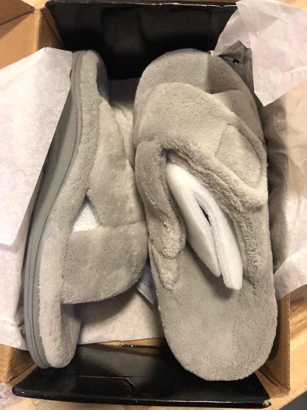 Photo 1 of MENS SLIPPERS SANDALS GREY SIZE 12