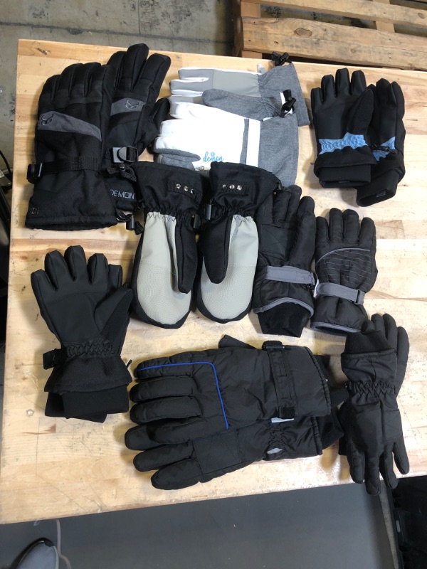 Photo 1 of BUNDLE OF USED WINTER GLOVES (SIZES AND STYLES VARY)