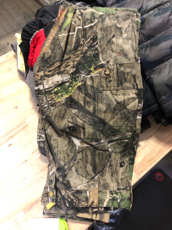 Photo 2 of MOSSY OAK HUNTERS PANTS SIZE L 