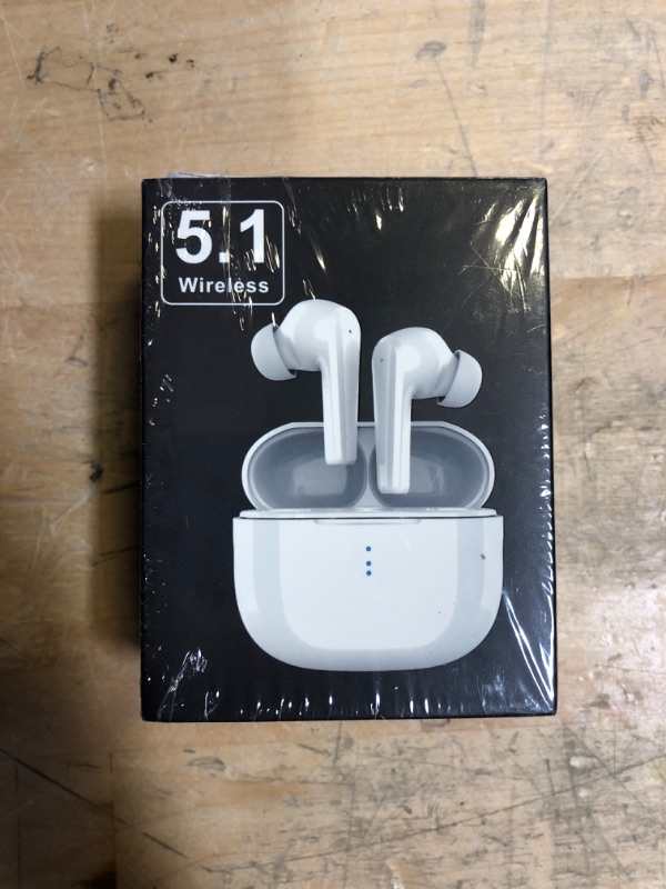 Photo 1 of GENERIC WIRELESS EARBUDS WHITE 