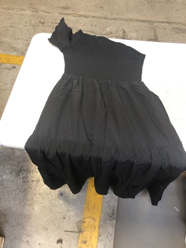 Photo 1 of black one shoulder dress size unknown 