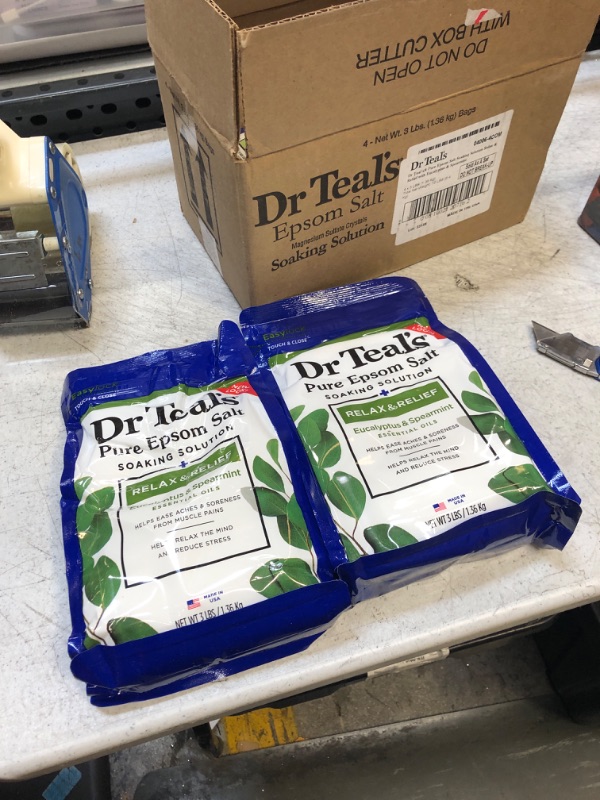 Photo 2 of ( PACK OF 2 ) Dr Teal's Epsom Salt Soaking Solution, Relax & Relief, Eucalyptus and Spearmint, 3lbs, 48 Oz Eucalyptus & Spearmint 3 Pound 