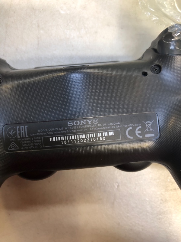 Photo 3 of Sony Playstation 4 Dual Shock 4 Controller
