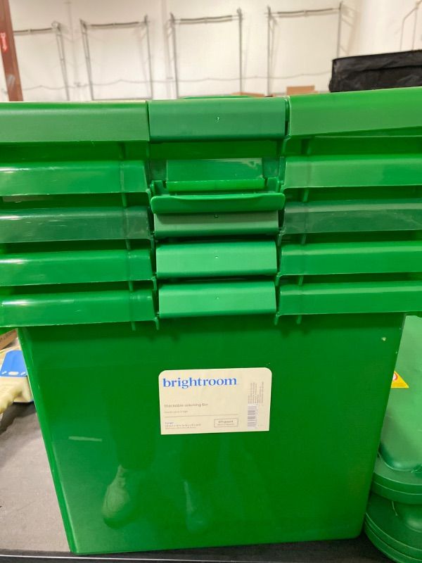 Photo 2 of 5pk Elf Green 69 QT Large Latching Storage bins 