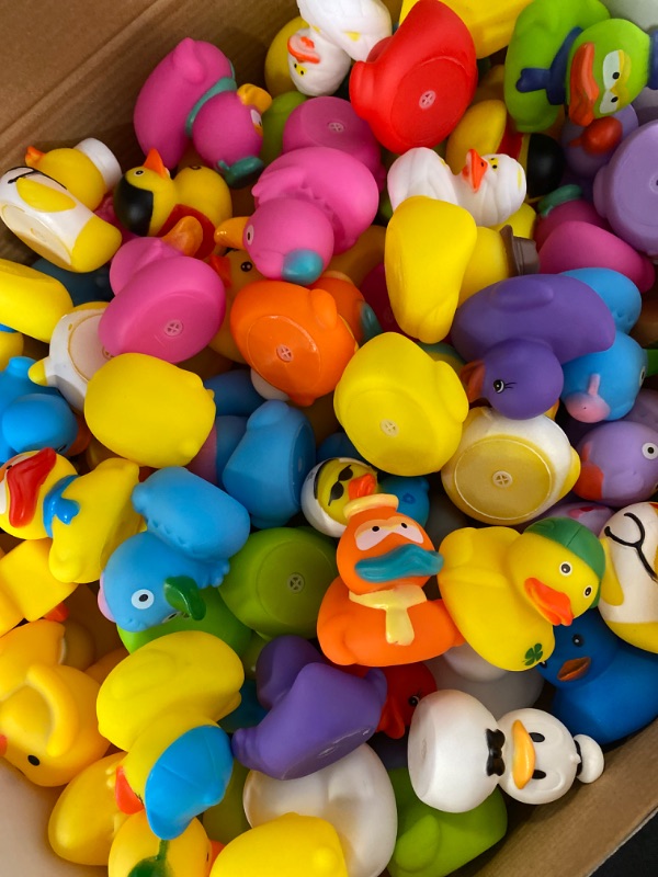 Photo 1 of Arttyma Rubber Ducks in Bulk,Assortment Duckies for Jeep Ducking Floater Duck Bath Toys Party Favors 