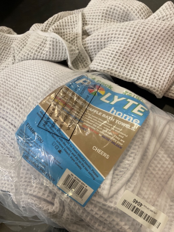 Photo 2 of POLYTE Microfiber Oversize Quick Dry Lint Free Bath Towel, 60 x 30 in, 4 Pack (White, Waffle Weave)
