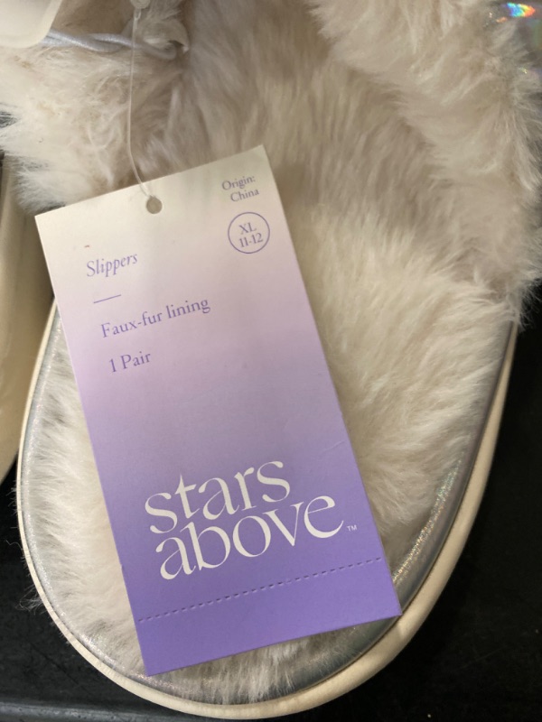 Photo 2 of XL Womens Faux-fur lining slippers- Stars Above 