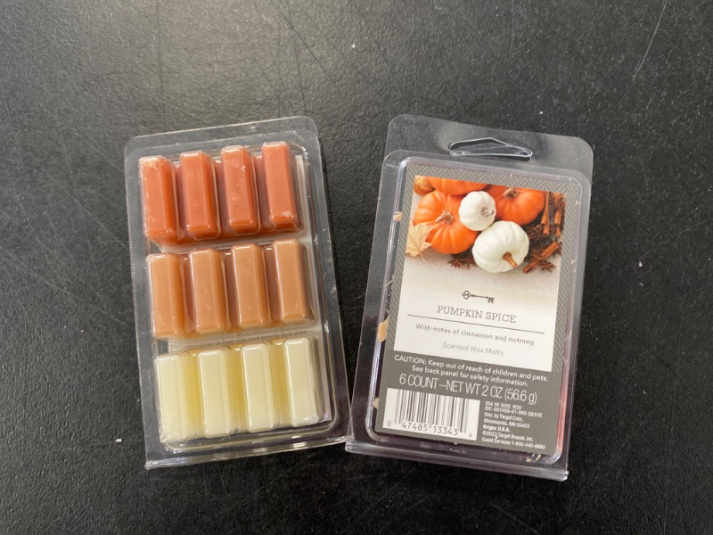 Photo 3 of Pumpkin Spice Wax Melts&Carmel latte& Vanilla bean, Amber Bundle 