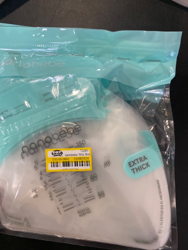 Photo 4 of Nanobebe 50-pack 5 oz. Breast Milk Storage Bags - Fast Freezing & Thawing
