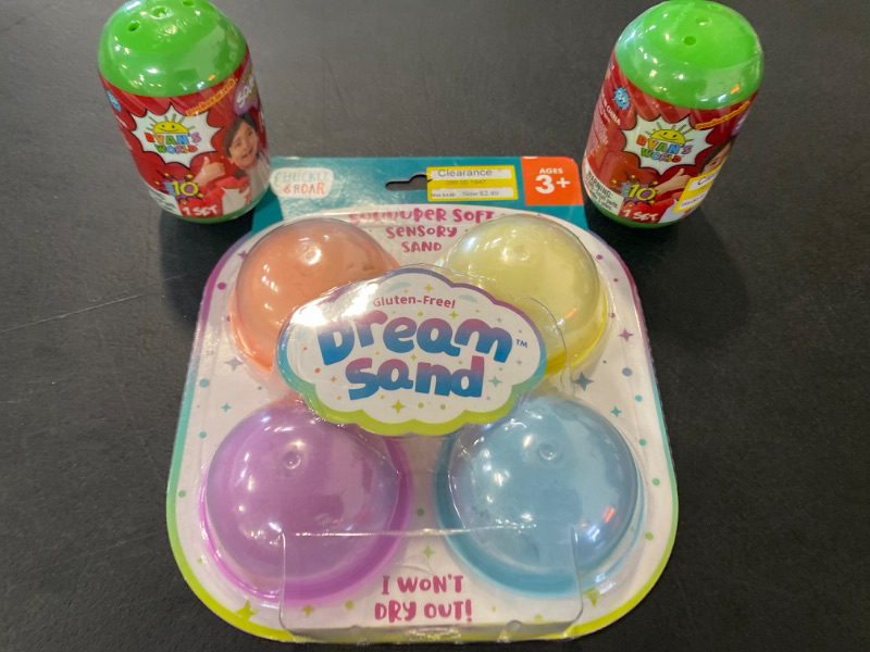 Photo 2 of Kids Ryan S World Mystery Squishy &Sensory Dream Sand 4pk of Sensory Sand Multicolor

