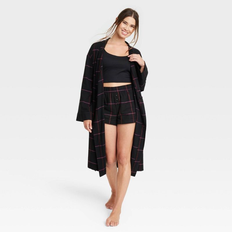 Photo 1 of Women's Flannel Robe - Stars Above™ Black M/L
