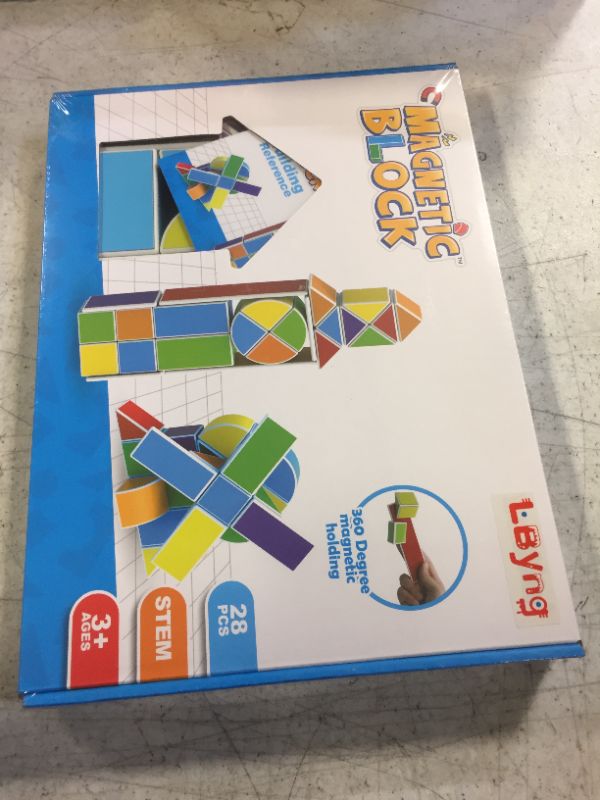 Photo 1 of Fun Express Plastic MAGENTIC Blocks - Toys - 28 Pieces

