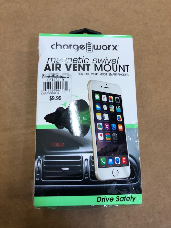 Photo 2 of Chargeworx Magnetic Air Vent Swivel Mount