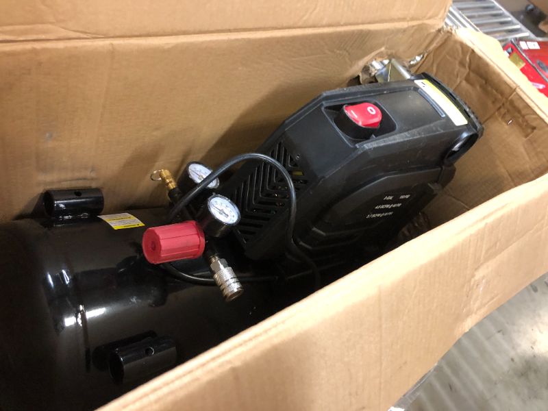 Photo 2 of 8G 150 PSI Hotdog Air Compressor