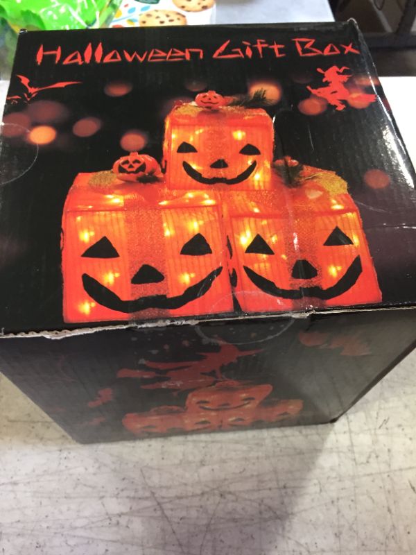 Photo 1 of 3 Pack Halloween Lighted Gift Boxes Decoration Pumpkin Ghost Indoor Outdoor Present Box Halloween Pumpkin Decoration for Pathway Home Yard Holiday Party Supplies

