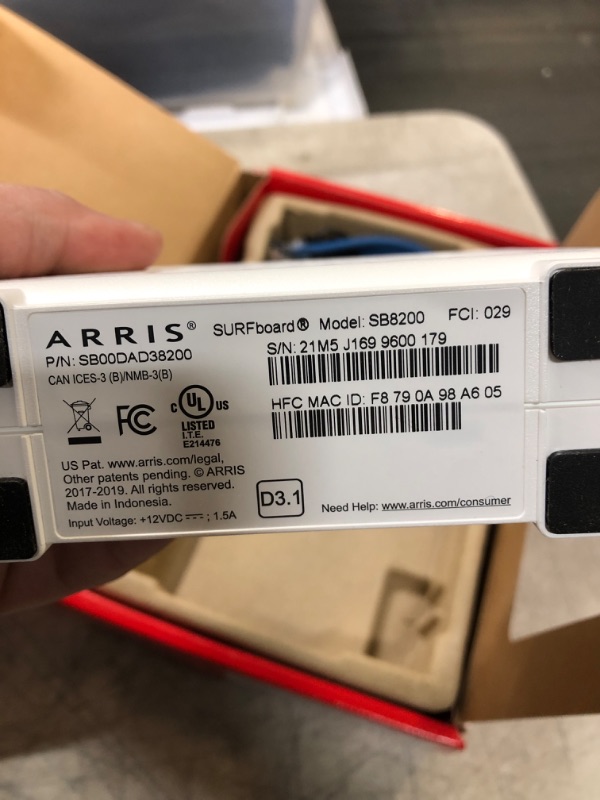 Photo 1 of ARRIS SURFboard SB8200 DOCSIS 3.1 Cable Modem , Approved for Comcast Xfinity, Cox, Charter Spectrum, & more , Two 1 Gbps Ports , 1 Gbps Max Internet Speeds , 4 OFDM Channels (USED, UNABLE TO TEST)
