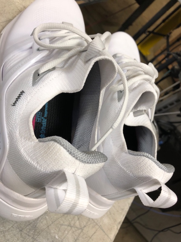 Photo 4 of FootJoy Men's Hyperflex Carbon Golf Shoe 9 White (USED)