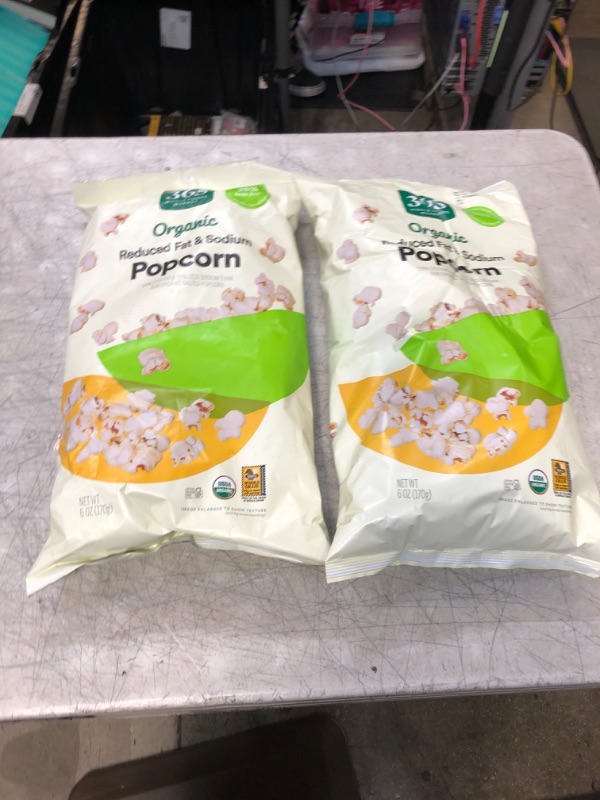 Photo 1 of 365 by Whole Foods Market, Organic Reduced Fat And Sodium Popcorn, 6 Ounce
2 PACK EXP FEB 19 2024
