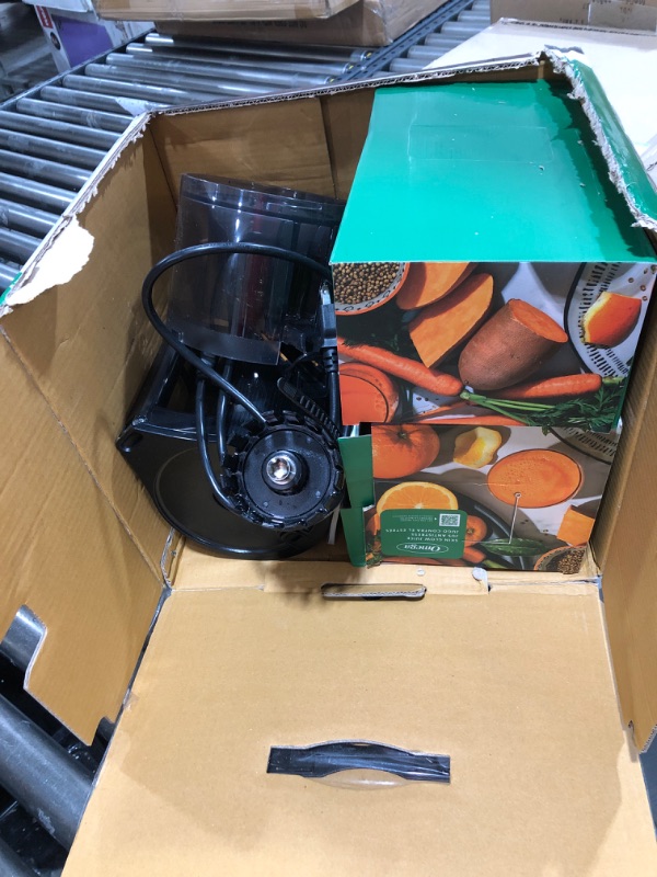 Photo 1 of Omega Juicer Easy Clean Slow Masticating Cold Press Vegetable and Fruit Juice Extractor Effortless Series for Batch Juicing with Extra Large Hopper for No-Prep, 68-Ounce Capacity, 150-Watts, White 150-Watt White