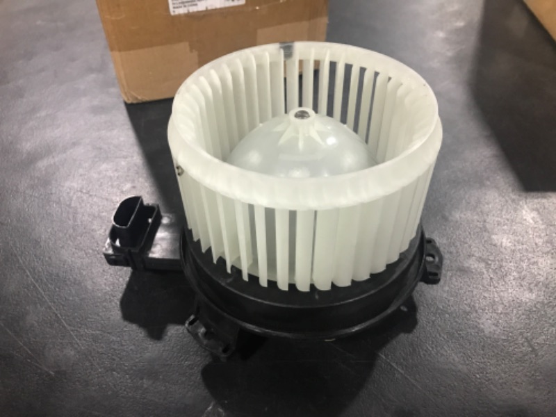 Photo 2 of 1PCS OEM 87103-60400 Front Blower Motor with Fan Blades Compatible with TRJ150 GRJ150 URJ150