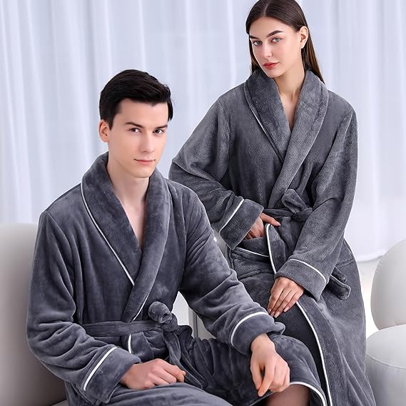 Photo 1 of Plush Robes For Women, Soft Warm Flannel Bathrobe for Women Loungewear Dress Sleepwear Pockets Housecoat Nightgown
 ,5XL