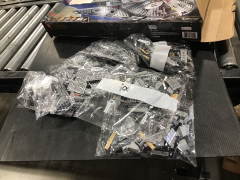 Photo 2 of LEGO Star Wars Millennium Falcon 75257 Starship Construction Set, with Finn, Chewbacca, Lando Calrissian, Boolio, C-3PO, R2-D2 and D-O, The Rise of Skywalker Collection Standard Packaging