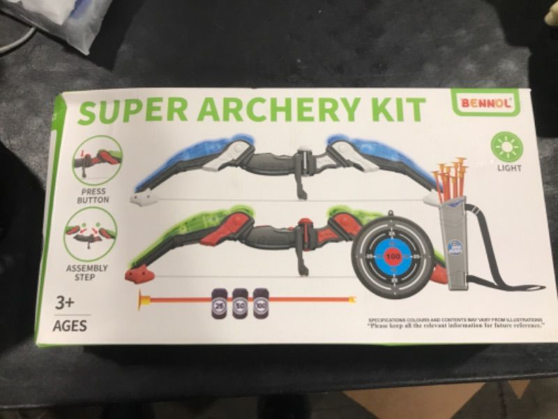 Photo 1 of super archery kit
