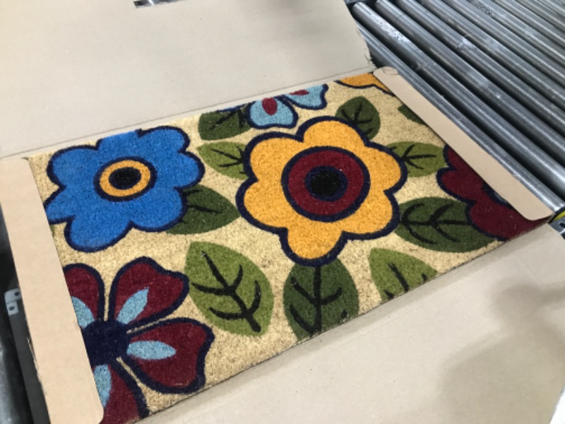 Photo 2 of  NoTrax, Retro Flower, Vinyl-Backed Natural Coir Doormat, Entry Mat for Indoor or Outdoor Use, 18"x30", C12 (C12S1830RF) 