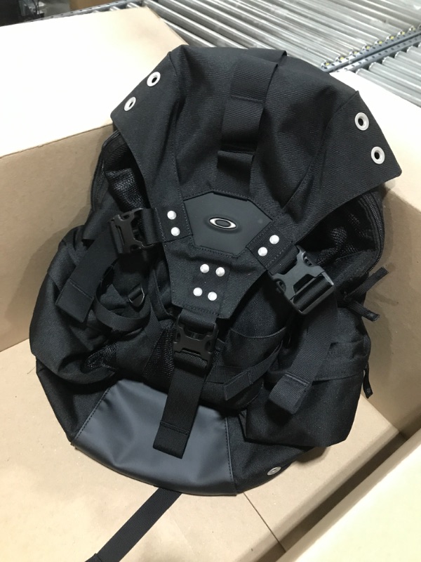 Photo 2 of  Oakley Icon RC Backpack 