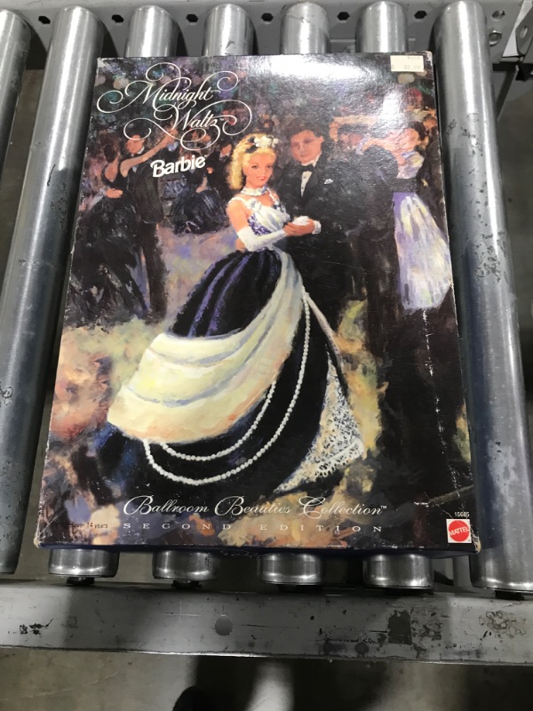 Photo 2 of 1996 - Mattel / Barbie Collectibles - Midnight Waltz Barbie - Ballroom Beauties Collection - 2nd in a Series - 12 Inches - Display Box - Out of Production - New - Rare - Collectible
