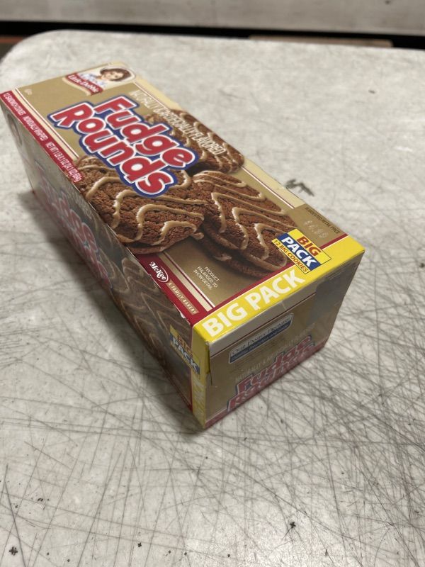 Photo 2 of Little Debbie Fudge Rounds Big Pack, 24.1 OZ Box
