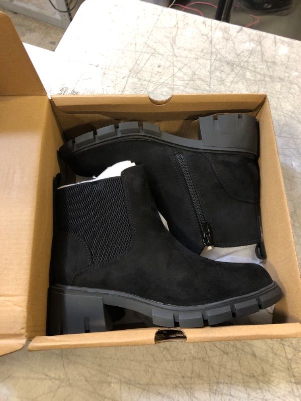 Photo 1 of GIRLS BOOTS (BLACK)
SIZE 1