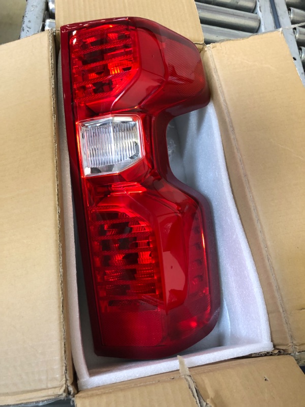 Photo 1 of AUTOONE - For 2019-2023 Chevy Silverado Tail Light Assembly Factory OEM Taillights Compatible with Chevy Silverado 1500/ 2500HD/ 3500HD, Driver Side(LH)
