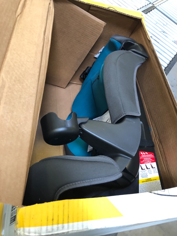 Photo 2 of Safety 1st Grand 2-in-1 Booster Car Seat, Forward-Facing with Harness, 30-65 pounds and Belt-Positioning Booster, 40-120 pounds, Capri Teal
