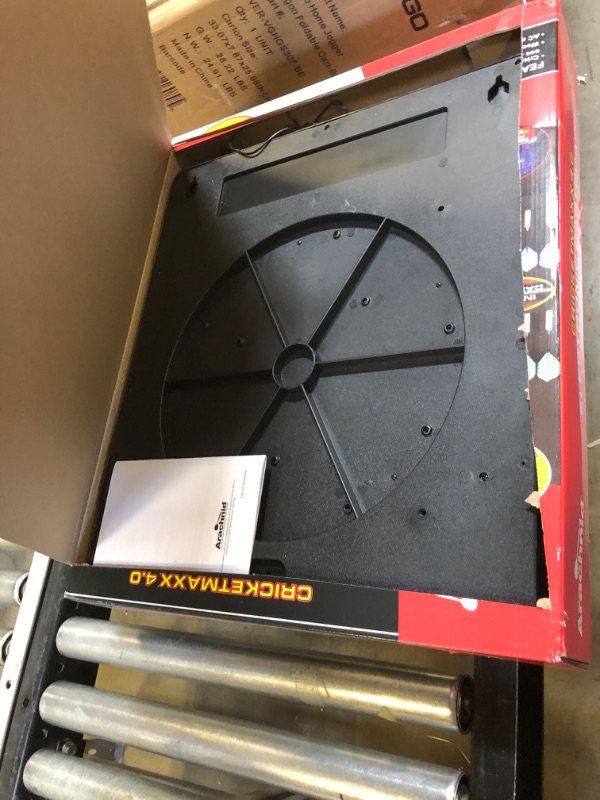 Photo 1 of *FOR PARTS* Arachnid Cricket Maxx 4.0 Electronic Dartboard Set, Black