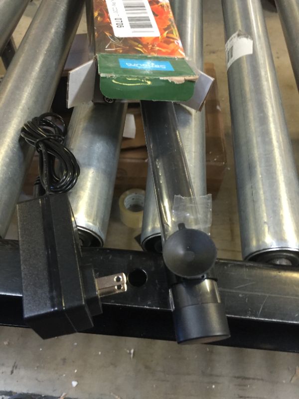 Photo 1 of SEAOURA Submersible Aquarium Light for Fish Tank, 24/7 Cycle Fish Tank Light with Timer, Full Spectrum+7 Single Colors, Auto On/Off, Adjustable Brightness (7 Inch for 8-17inch Tank)