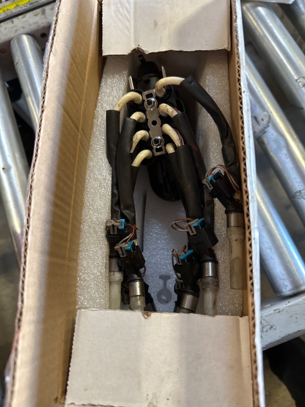 Photo 1 of (OEM Parts) FJ504 Spider Fuel Injector For 1996-2002 Chevy Express 1500/2500/3500 P30 Tahoe,GMC Savana Yukon Suburban,Isuzu NPR,Cadillac Escalade 89060440 2173029 5.0L 5.7L V8