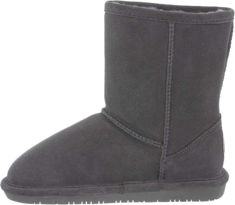 Photo 1 of BEARPAW Emma Short Women's Classic Winter Slip On Boots, Lightweight Suede Boots Size 11/12 Womens