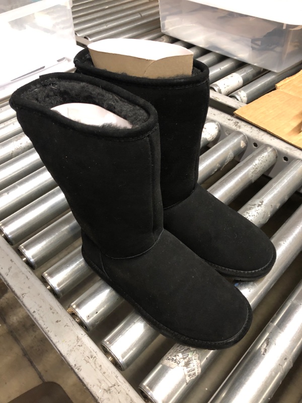 Photo 2 of Bearpaw Phyllis II Women's Boots Size 8