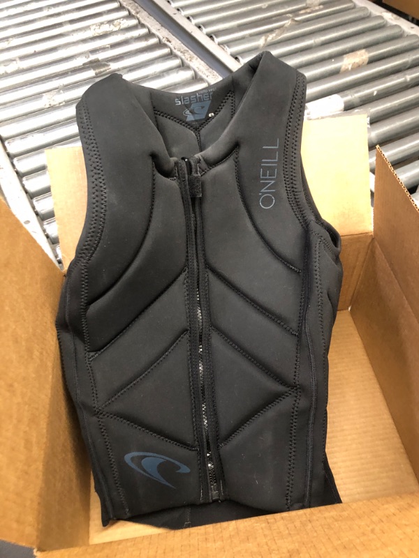 Photo 2 of O'Neill Men's Slasher Comp Vest, Black/Black, MT Small
