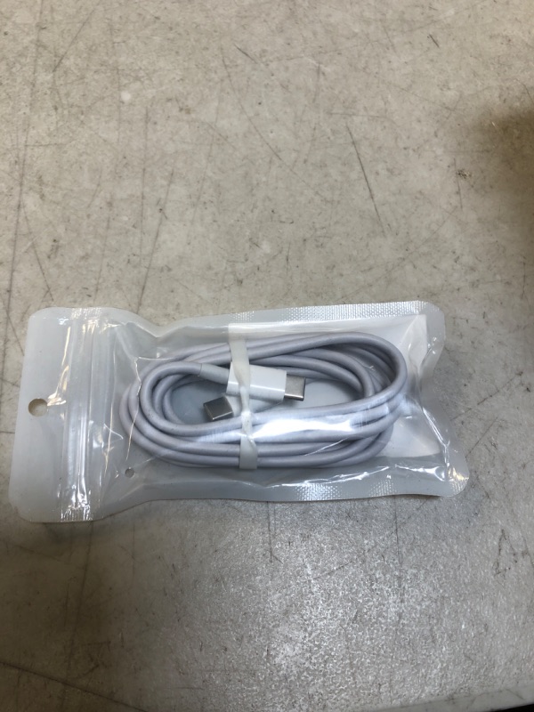Photo 1 of ZMI CHARGE AND SYNC CABLE 5 FT 