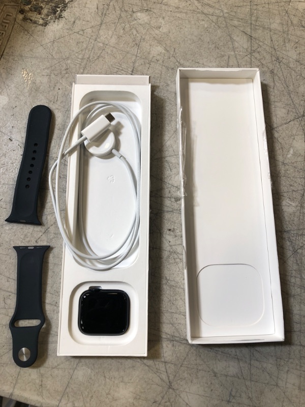 Photo 1 of Apple Watch SE 2nd Generation (GPS) 40mm Midnight Aluminum Case with Midnight Sport Band - S/M