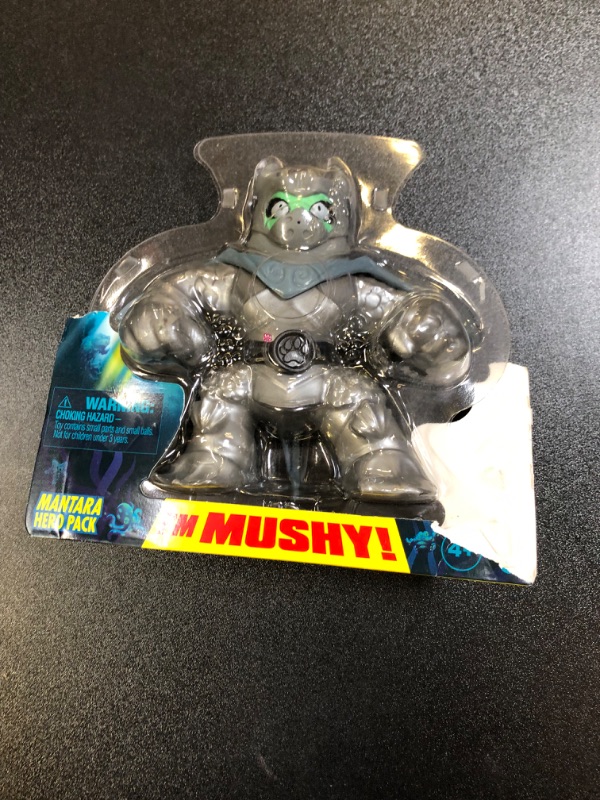 Photo 2 of Heroes of Goo Jit Zu Deep Goo Sea Mantara Hero Pack. Super Mushy, Goo Filled Toy. with Water Blast Attack Feature. Stretch Him 3 Times His Size!